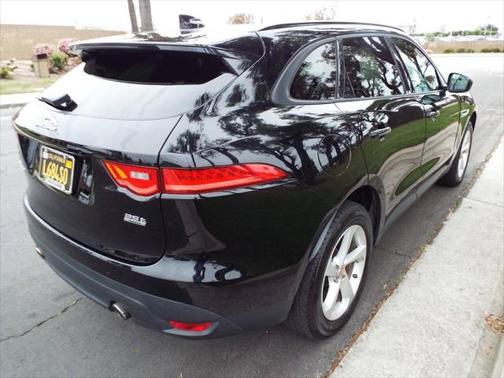 2017 Jaguar F-PACE 35t Premium