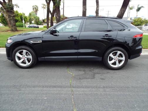 2017 Jaguar F-PACE 35t Premium