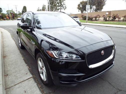 2017 Jaguar F-PACE 35t Premium