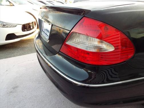 2008 Mercedes-Benz CLK-Class Base