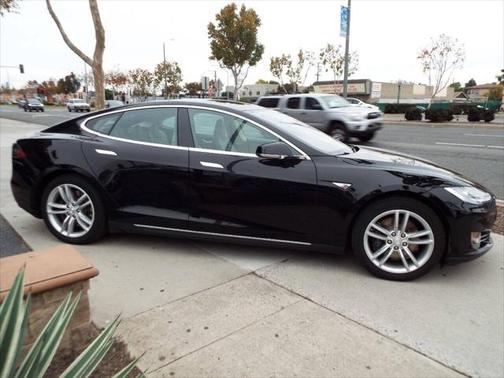 2014 Tesla Model S 60