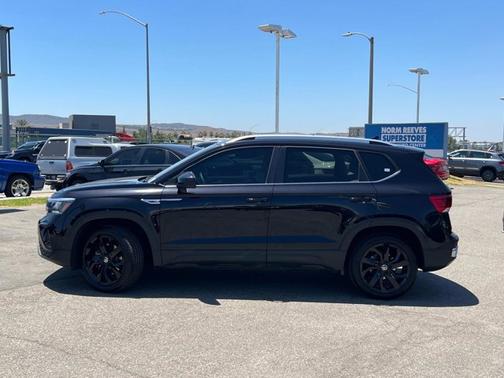 2022 Volkswagen Taos 1.5T SE