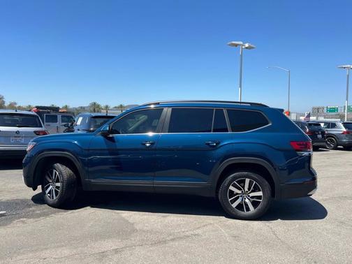 2022 Volkswagen Atlas 2.0T SE