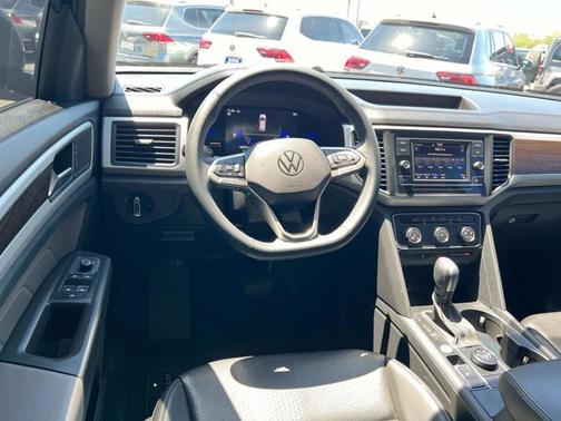 2022 Volkswagen Atlas 2.0T SE