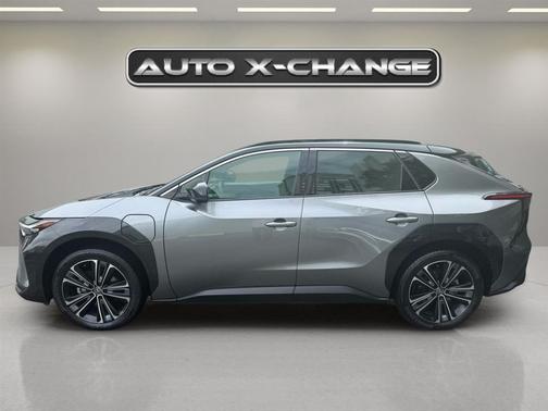 2023 Toyota bZ4X Limited AWD (Natl)