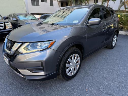 2019 Nissan Rogue S