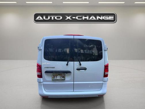 2017 Mercedes-Benz Metris Base