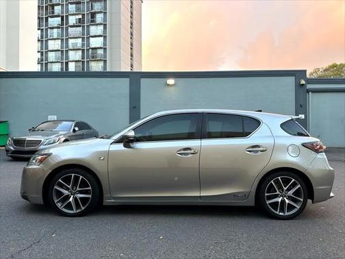 2017 Lexus CT 200h Base