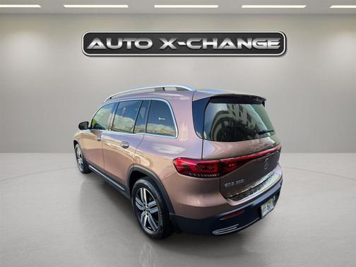 2022 Mercedes-Benz EQB 300 4MATIC