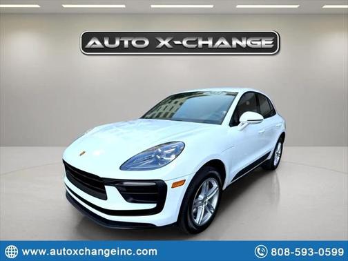 2022 Porsche Macan Base