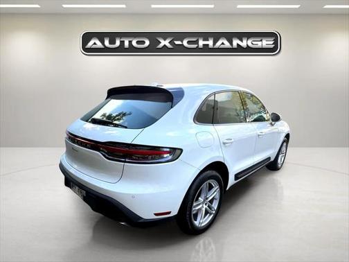 2022 Porsche Macan Base