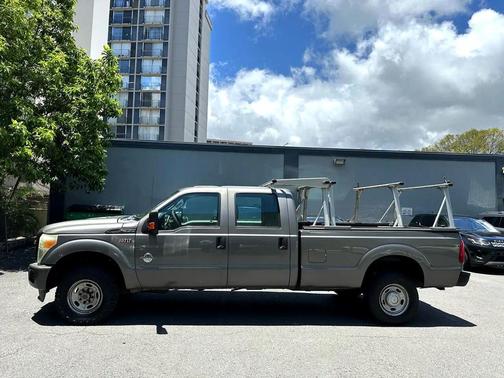 2011 Ford F-350 4WD Crew Cab 156'' King Ranch