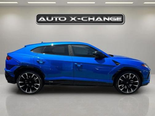 Blue 2023 Lamborghini Urus S AWD
