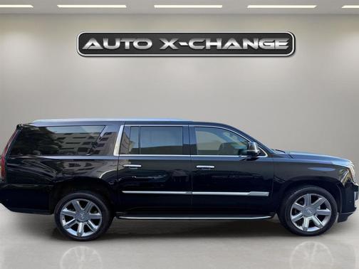 2018 Cadillac Escalade ESV Luxury