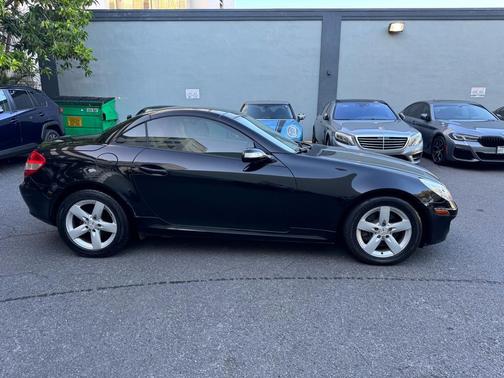 2007 Mercedes-Benz SLK-Class Base