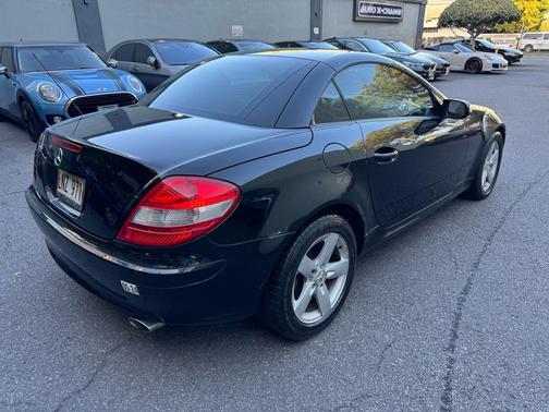 2007 Mercedes-Benz SLK-Class Base