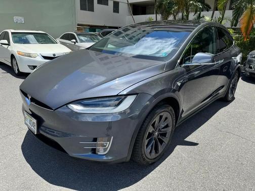 Gray 2018 Tesla Model X 75D AWD