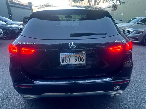 2021 Mercedes-Benz GLA 250 Base 4MATIC