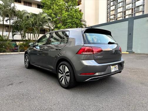 2019 Volkswagen e-Golf SE
