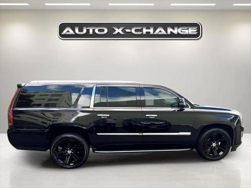 2016 Cadillac Escalade ESV Luxury