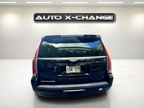 2016 Cadillac Escalade ESV Luxury