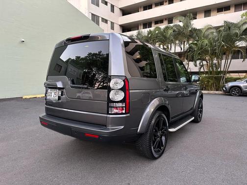 2016 Land Rover LR4 Base