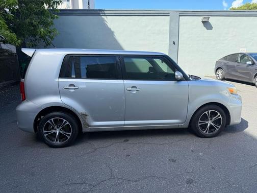 2013 Scion xB 10 Series