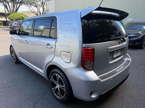 2013 Scion xB 10 Series