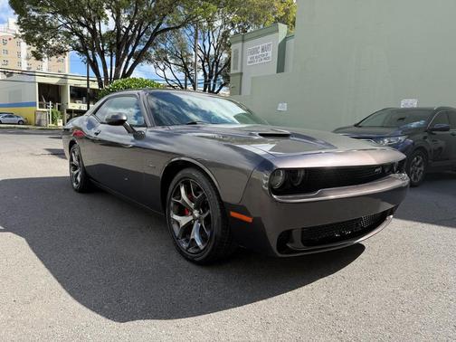2015 Dodge Challenger R/T Plus