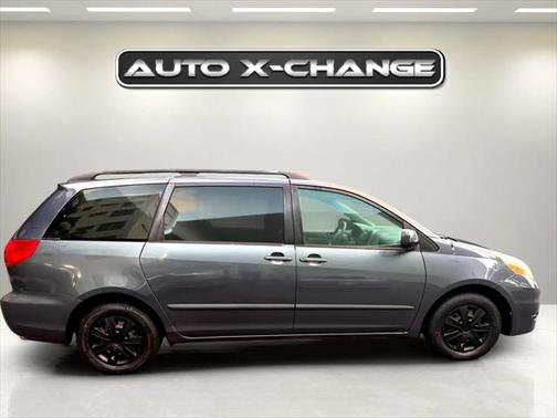 2010 Toyota Sienna CE