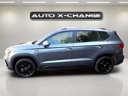 2024 Volkswagen Taos SE FWD