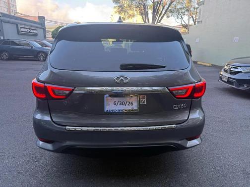 Gray 2019 INFINITI QX60 Luxe