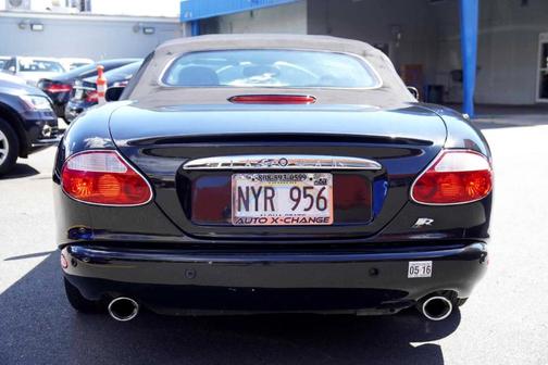 Photo 5 of 27 of 2001 Jaguar XKR Supercharged