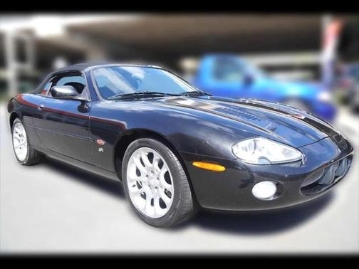 2001 Jaguar XKR Base