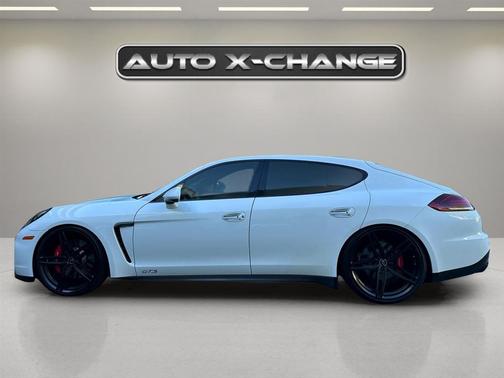 2015 Porsche Panamera GTS