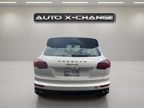 2015 Porsche Cayenne Cayenne S E-Hybrid