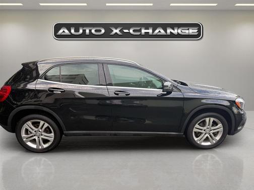 2017 Mercedes-Benz GLA 250 Base