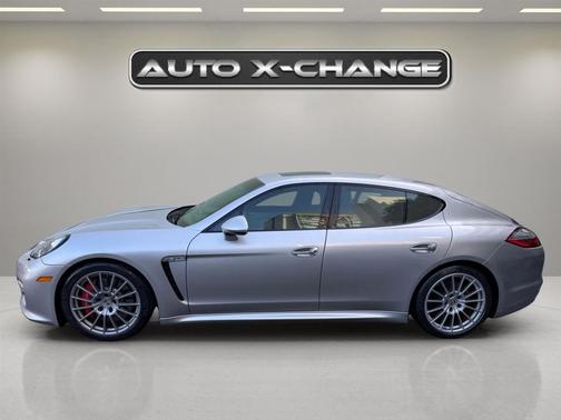 2013 Porsche Panamera GTS