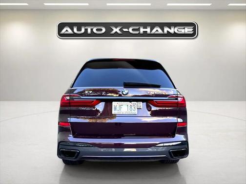 2022 BMW X7 M50i