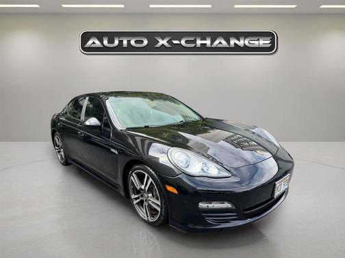 2012 Porsche Panamera 4