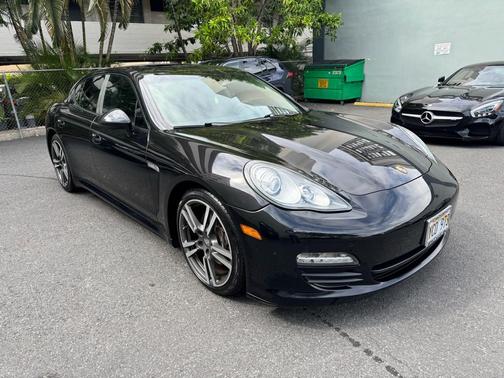 2012 Porsche Panamera 4