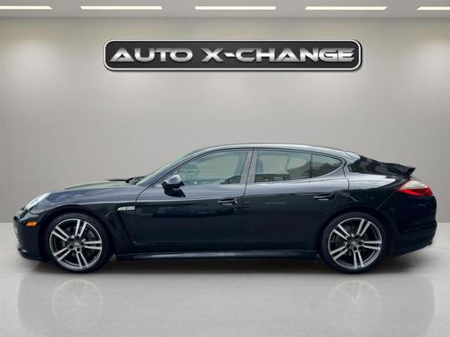 2012 Porsche Panamera 4