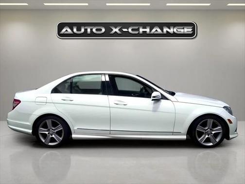 2010 Mercedes-Benz C-Class 4dr Sdn C 300 Sport RWD