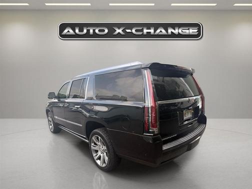 2017 Cadillac Escalade ESV Premium Luxury