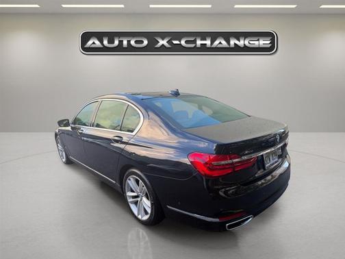 2016 BMW 750 i xDrive