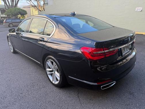 2016 BMW 750 i xDrive