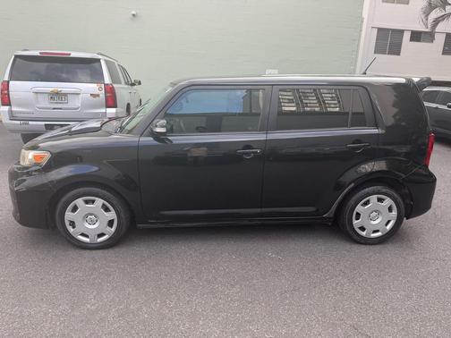 2012 Scion xB Release Series 9.0