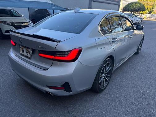 2020 BMW 330 330i Sedan