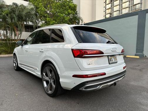 2021 Audi Q7 55 Prestige