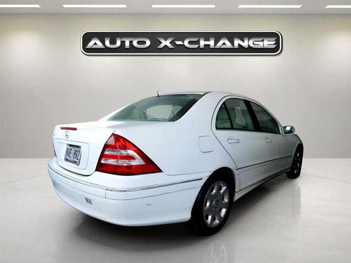 2005 Mercedes-Benz C-Class 4dr Sdn 2.6L